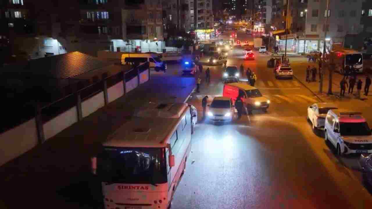 ترحيل 6 سوريين متورطين بشجار جماعي في غازي عنتاب